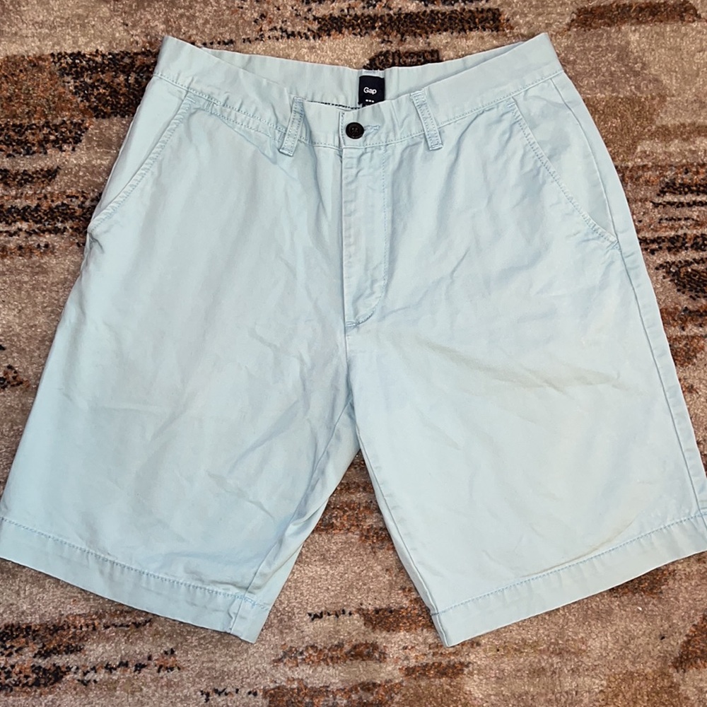 Gap Khaki Shorts - Light Seafoam Green